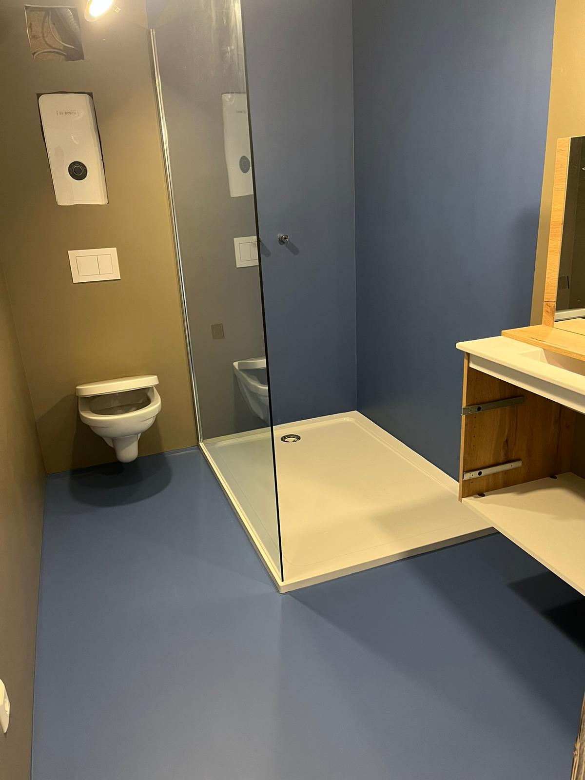 Fugenlos mit PU beschichtetes Badezimmer