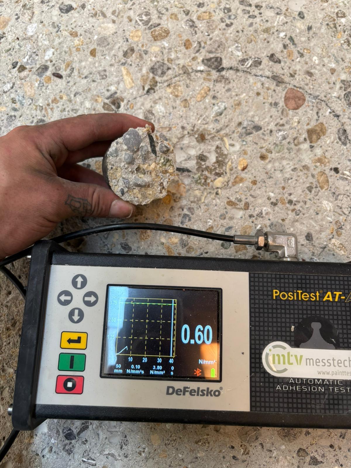Haftzugmessung vorher 0,6 N/mm²